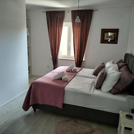 Sjor 2 Bdr Apartment W Grill Zára Kültér fotó
