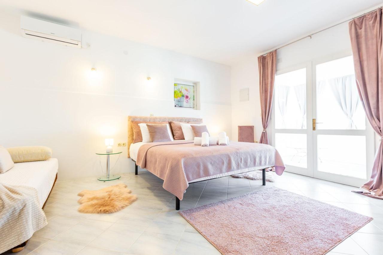 Sjor 2 Bdr Apartment W Grill Zára Kültér fotó