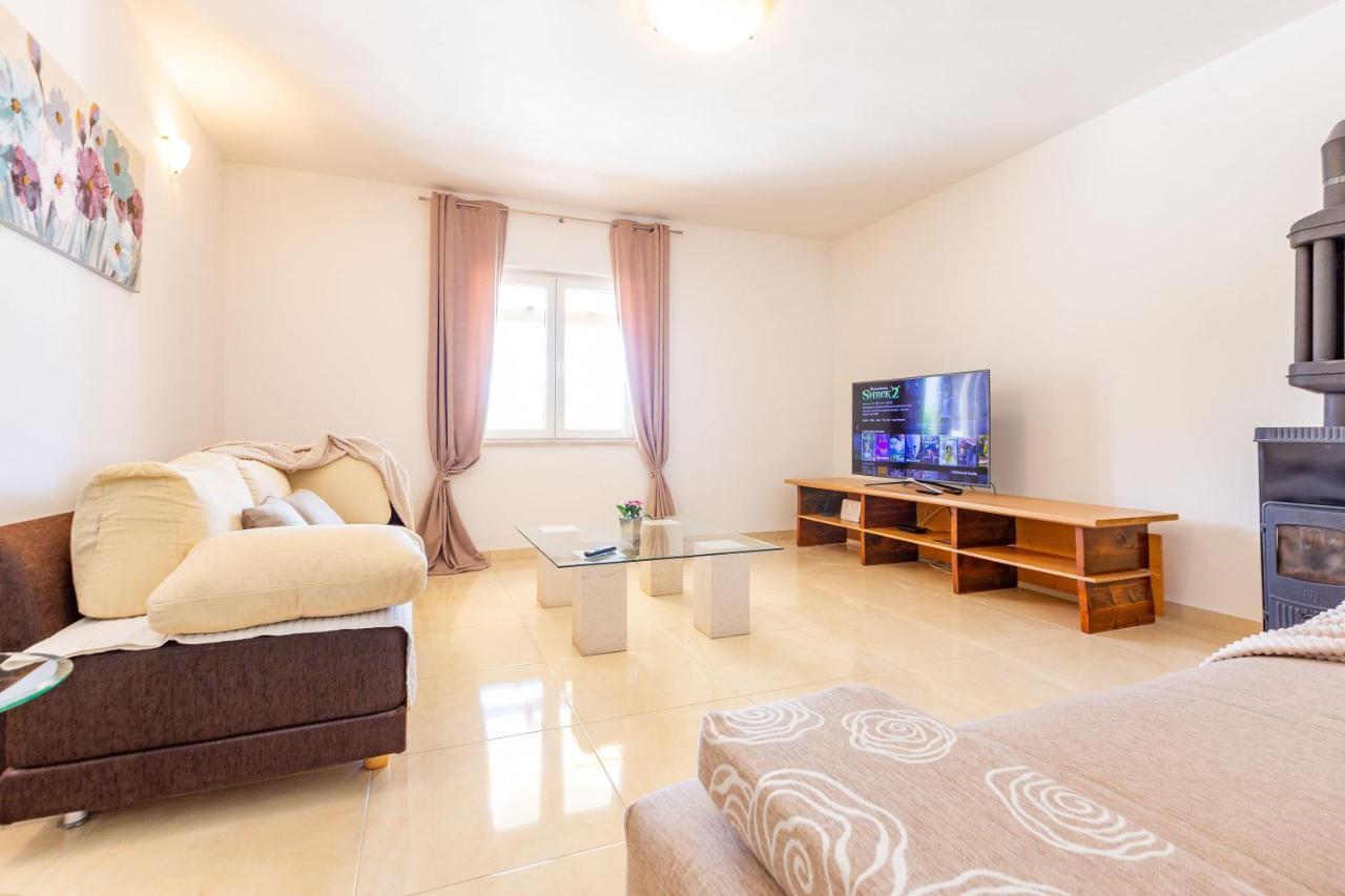 Sjor 2 Bdr Apartment W Grill Zára Kültér fotó